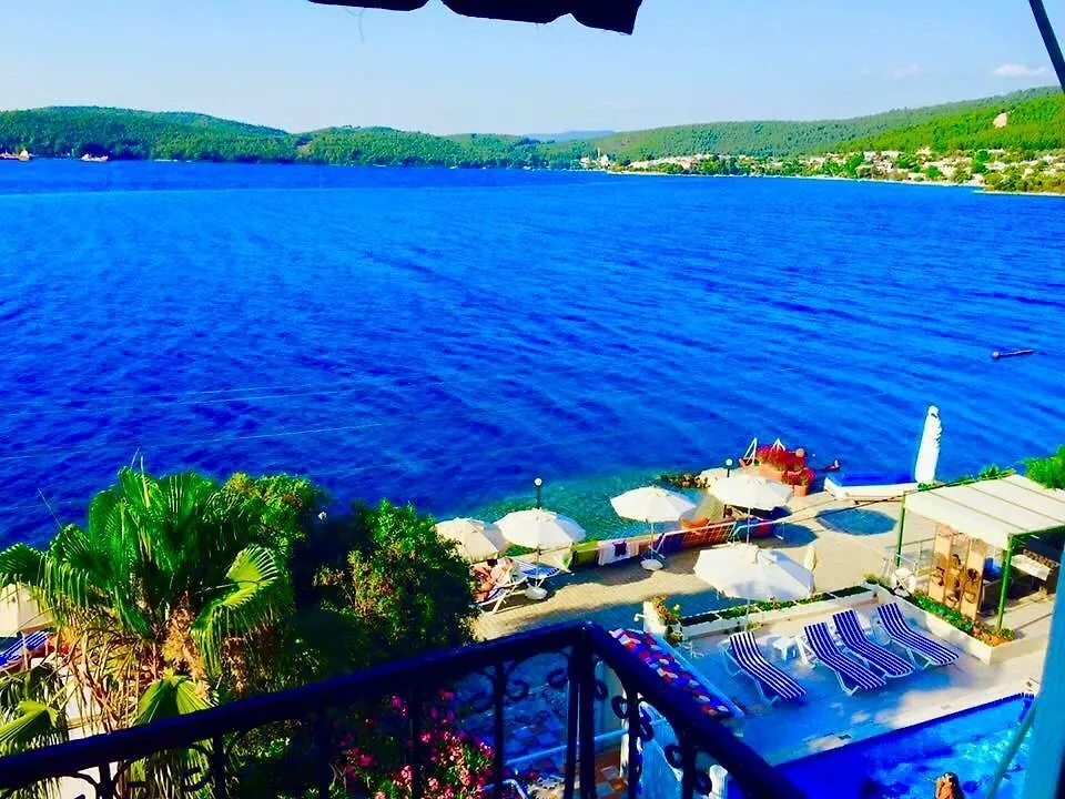 Akyali Hotel Güvercinlik 4*,  Türkiye